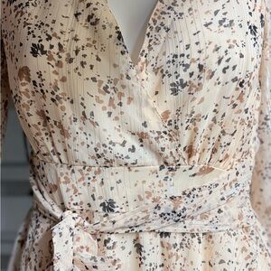 Japna Floral Long Sleeve Dress in Cream and Black